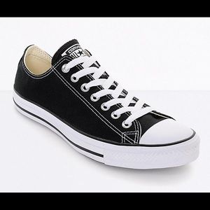 low top black converse